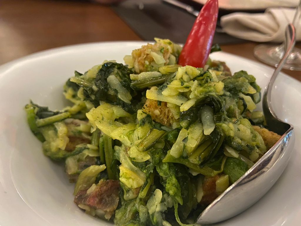 Cucina Settantuno, foglie